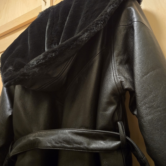 Wilsons Leather Black Fur Trim Jacket - Picture 4 of 6